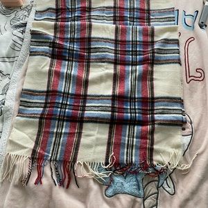 Scarf from Roots